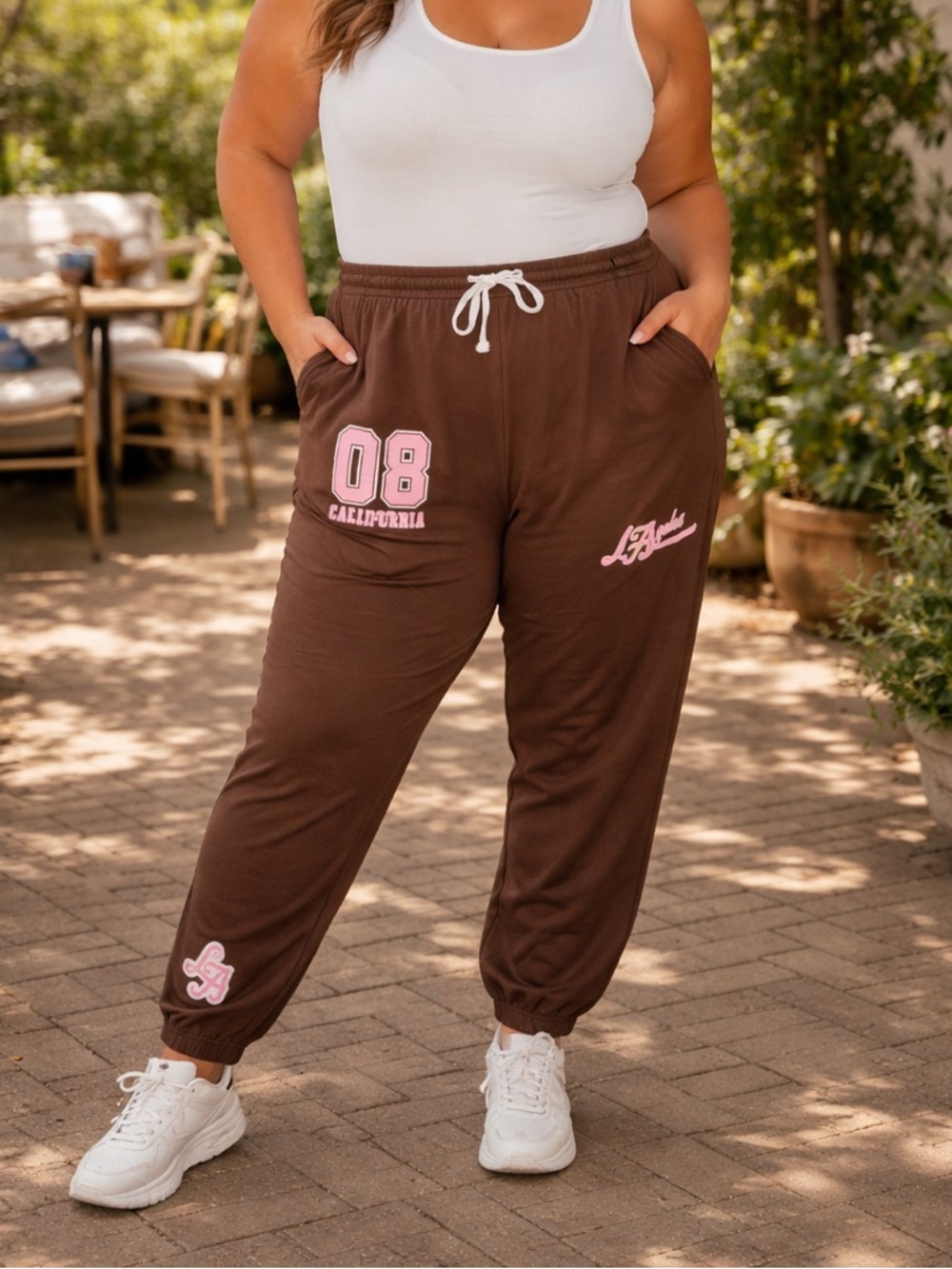 Cult Favorite- NWT Brown & Pink LA Sweatpants Size 2X